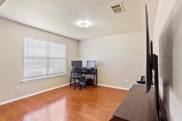 Building Photo - 7617 Dockside Dr