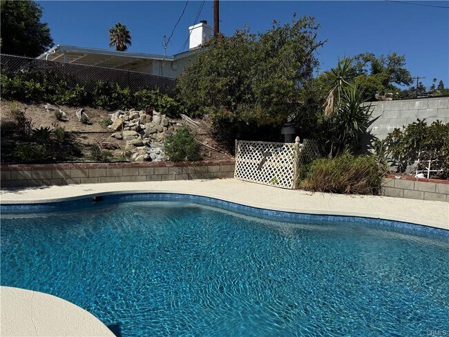 Building Photo - 11543 Swinton Ave