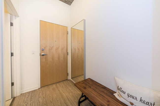 Building Photo - 1345 S Wabash Ave