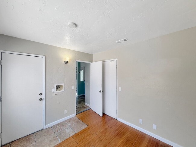 Building Photo - Great 2B 1BA Home in San Marcos