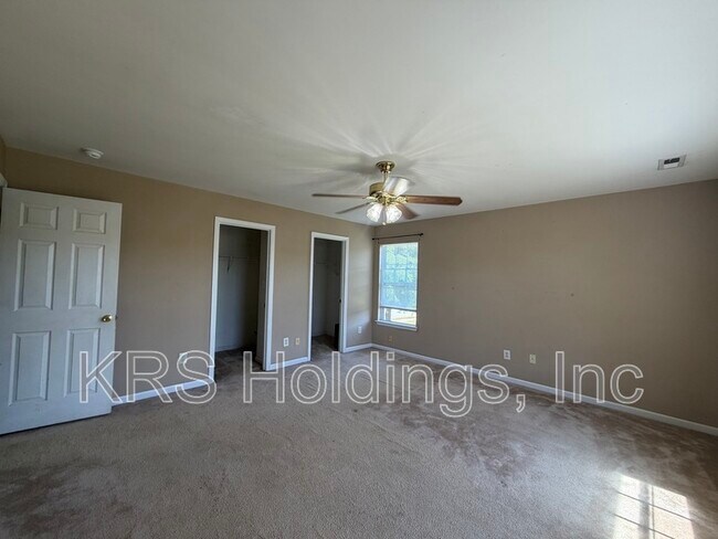 Building Photo - 120 Kennet Dr