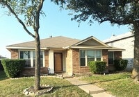 Building Photo - Coming Soon! 3 Bedroom, 2 bath open concept In Lancaster