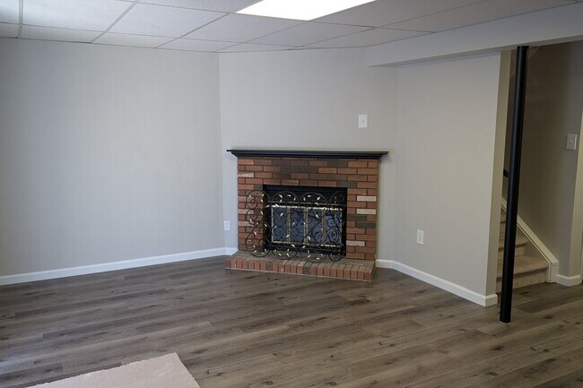 Building Photo - ABINGDON - LAUREL VALLEY 3 BDRM TOWNHOUSE