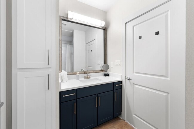 Building Photo - 2901 Indiana St