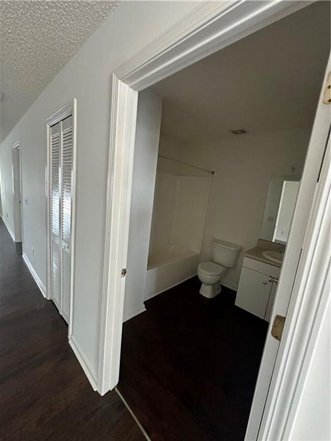 Building Photo - 115 Winter Chase Ln