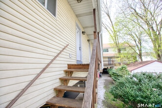 Building Photo - 15 Renwick St