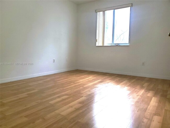 Building Photo - 120 SW 109th Ave