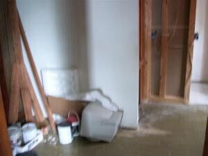 Building Photo - VANDALIA - 3 Bedroom, Large Garage & Fenced Yard -ONLY  $999 DOWN