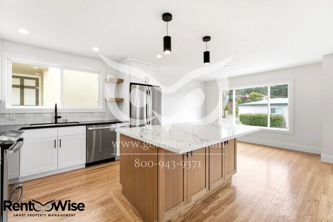 Building Photo - 1 Marview Way