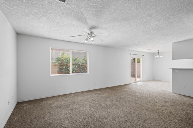 Building Photo - 8928 Jasper Dr NE
