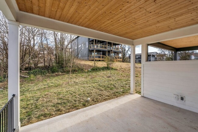 Building Photo - New build in West Nashville!