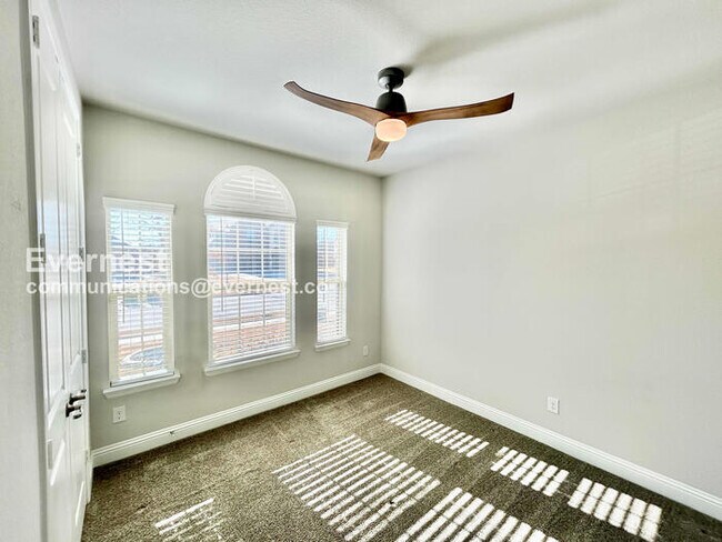 Building Photo - 5478 Bradford Green Trail