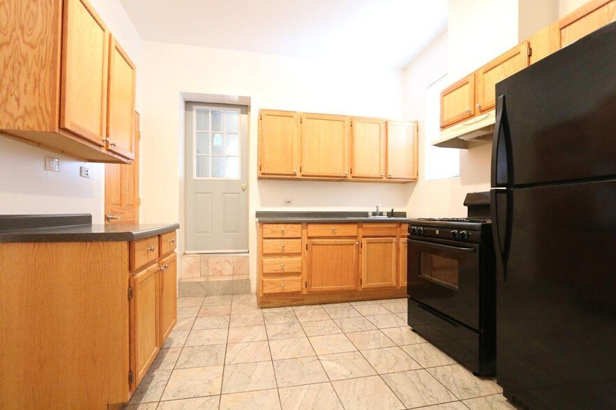 Building Photo - 2143 W Bowler St