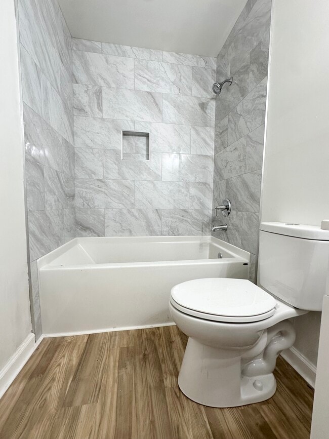 Building Photo - 208 Ridge Rd