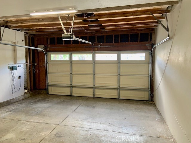 Building Photo - 558 Rembrandt Dr