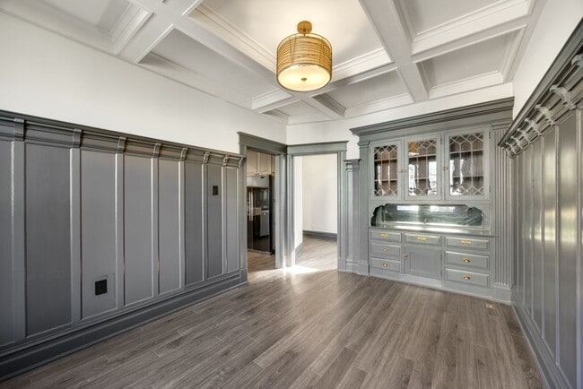 Building Photo - 558-560 Greenwich Street (1067r)