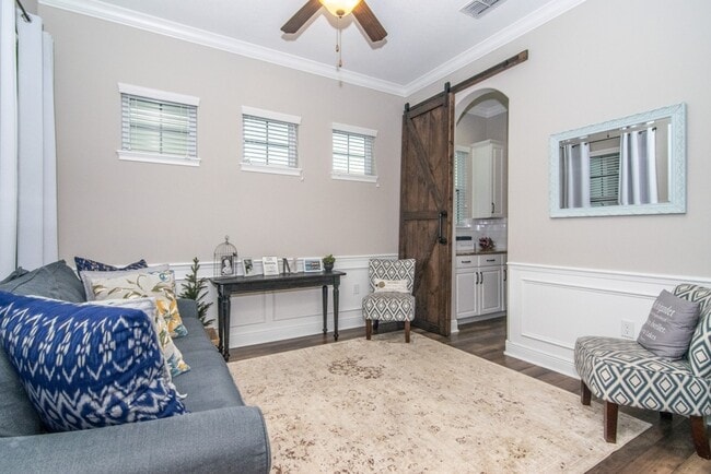 Building Photo - 8114 Champions Forest Way