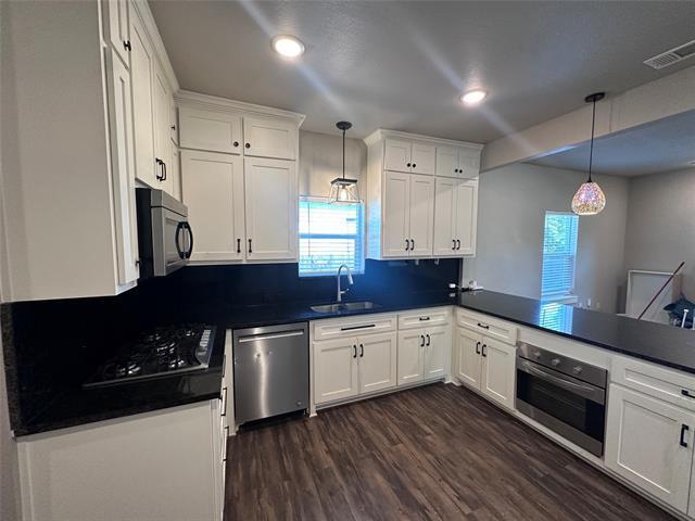 Building Photo - 2903 Carpenter Ave