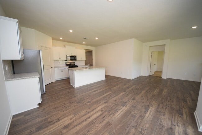 Building Photo - 4 bed, 2 bath. new construction 2021
