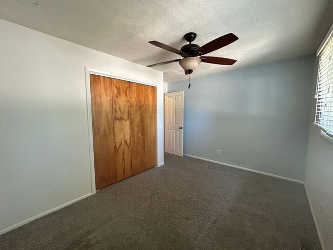 Building Photo - Large home in beautiful Stevensville setting
