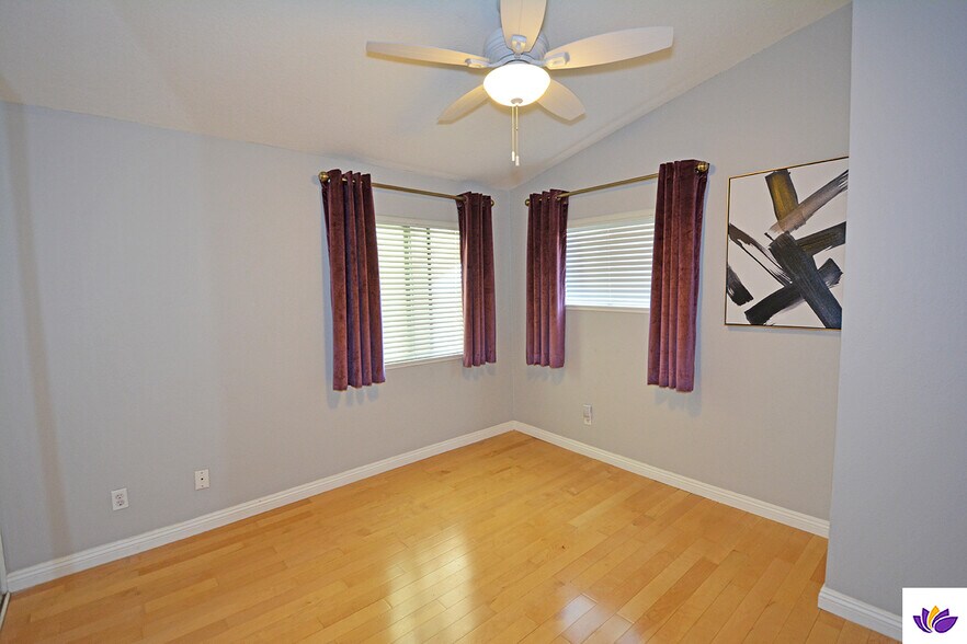 Building Photo - 23935 Ingomar St