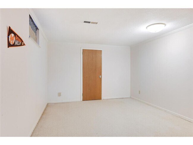 Building Photo - 4509 Laguna Dr