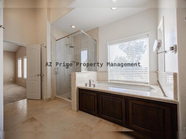 Building Photo - 1767 W Redfield Rd