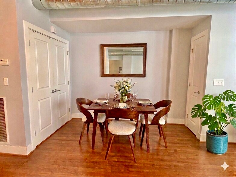 Building Photo - 2301 Champlain St NW