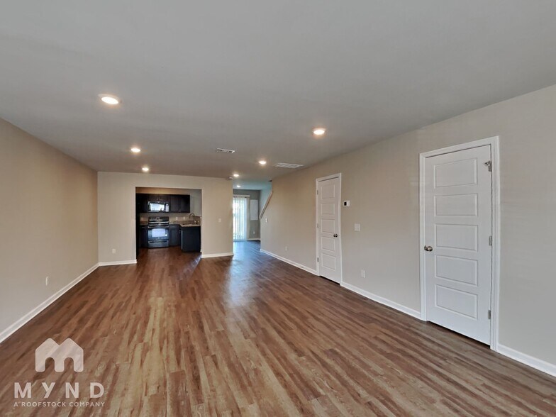 Building Photo - 37 Brown Thrasher Ct