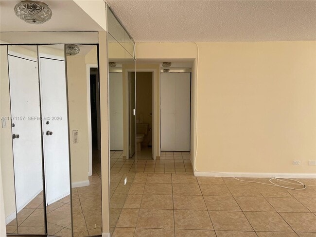 Building Photo - 250 174th St