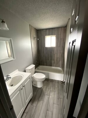 Building Photo - Courtyard @ The Flats