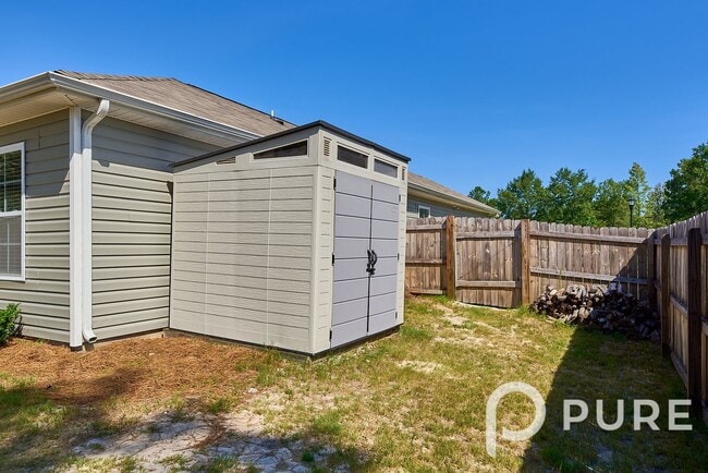 Building Photo - 173 Rippling Wy