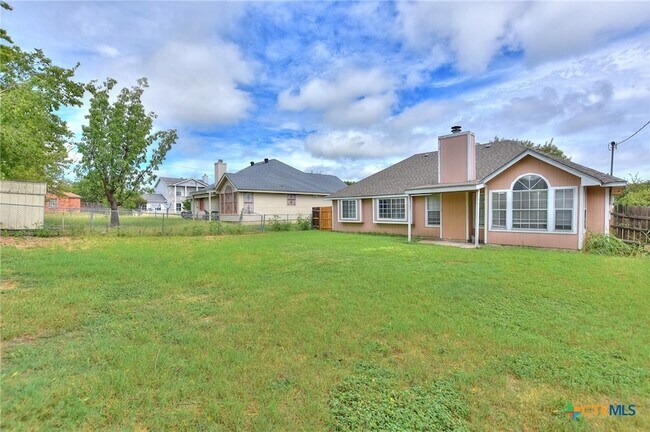 Building Photo - 2603 Remington Dr