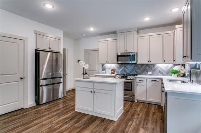 Building Photo - 253 McConathy Wy