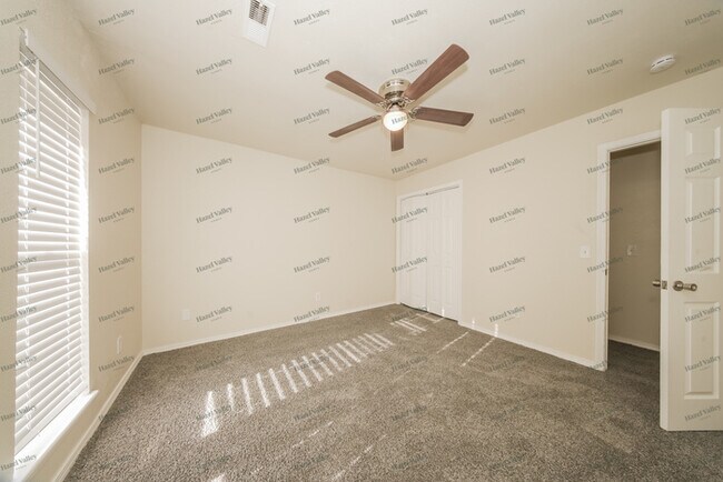 Building Photo - 10205 Glascow Dr