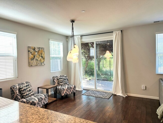 Building Photo - 3682 Verona Terrace