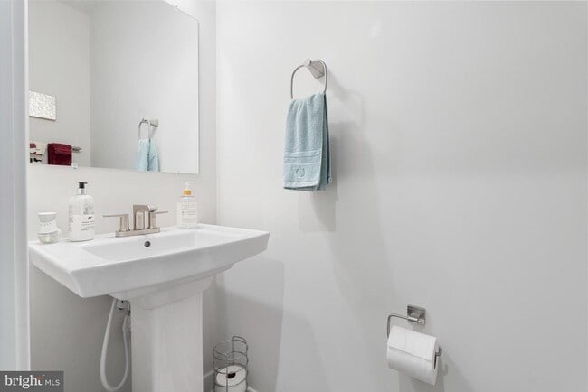 Building Photo - 952 Swilken Bridge Rd