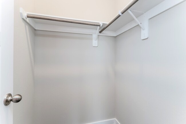 Building Photo - 18412 Idyllic Aly