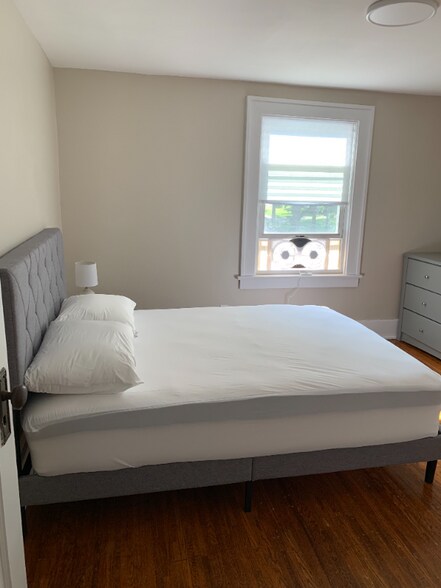 Building Photo - 151 Brookdale Ave