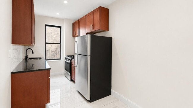 Floorplan - 30 Dongan Place