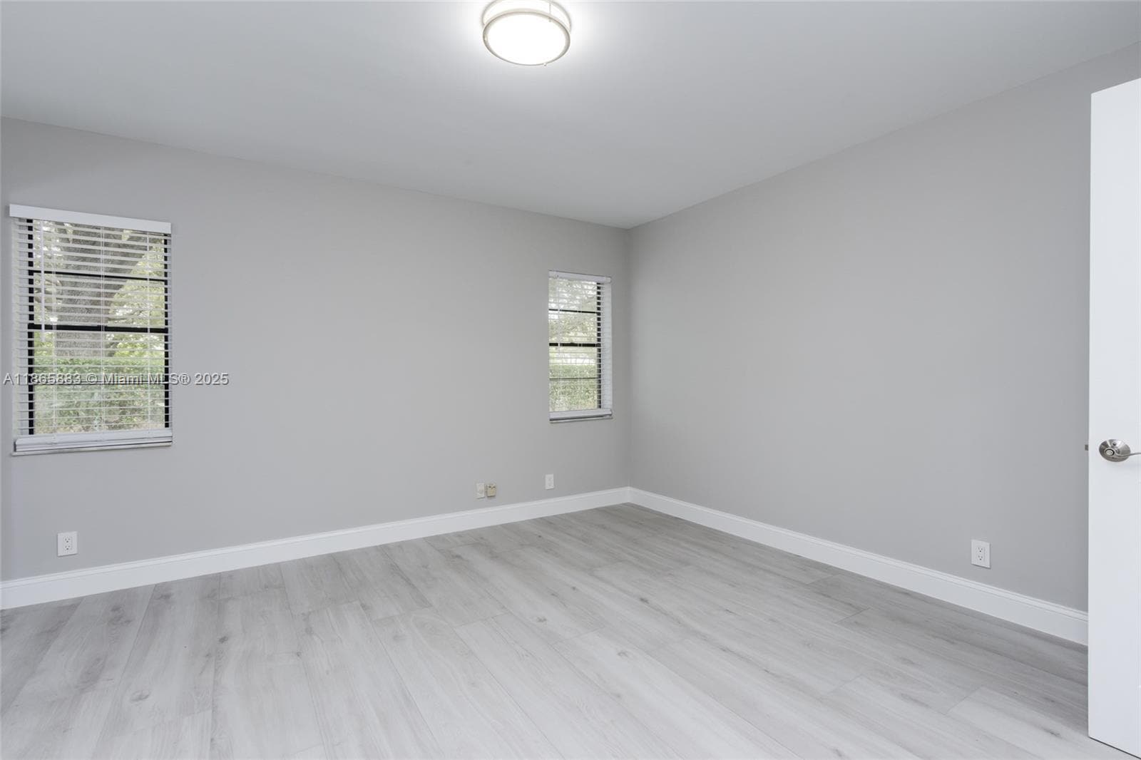 Building Photo - 2474 NW 89th Dr