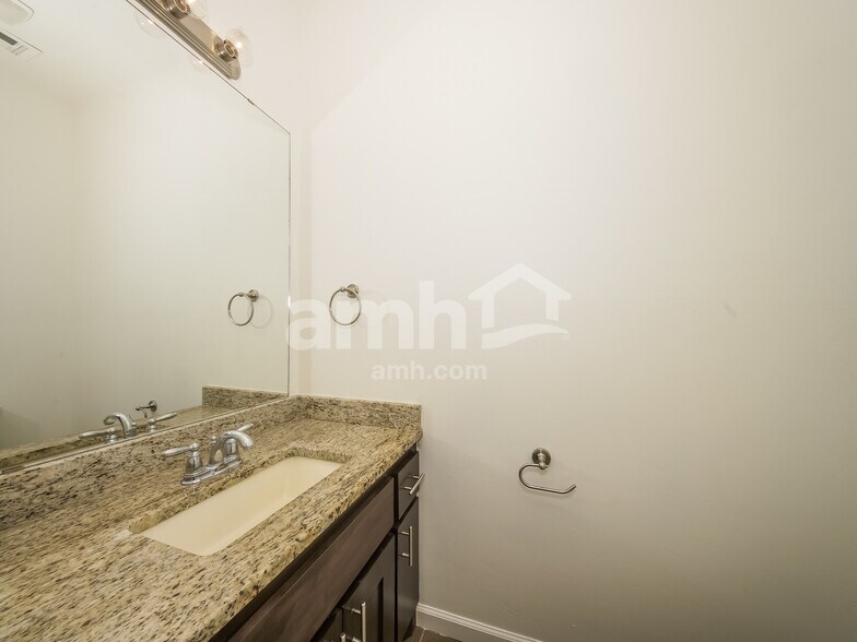 Building Photo - 11321 NW 102nd St