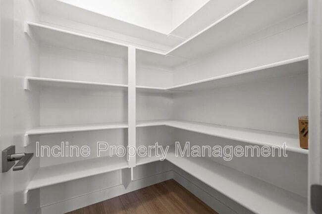 Building Photo - 1248 W Brinkerhoff Dr