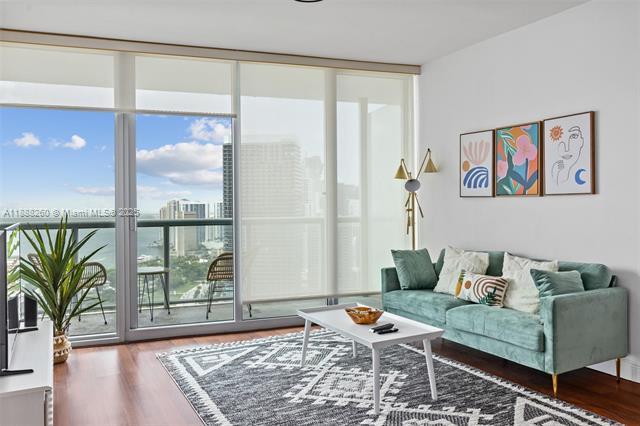 Building Photo - 888 Biscayne Blvd