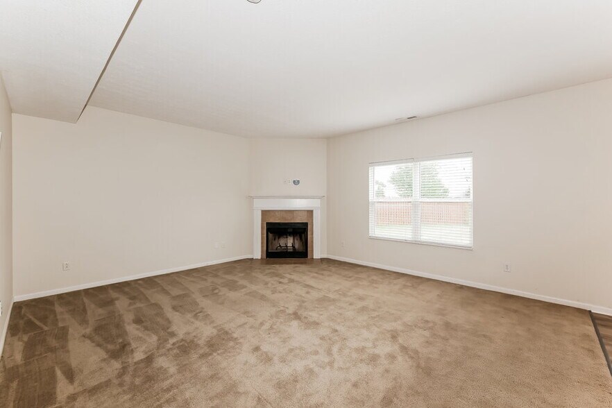 Building Photo - 12331 Quarterback Ln