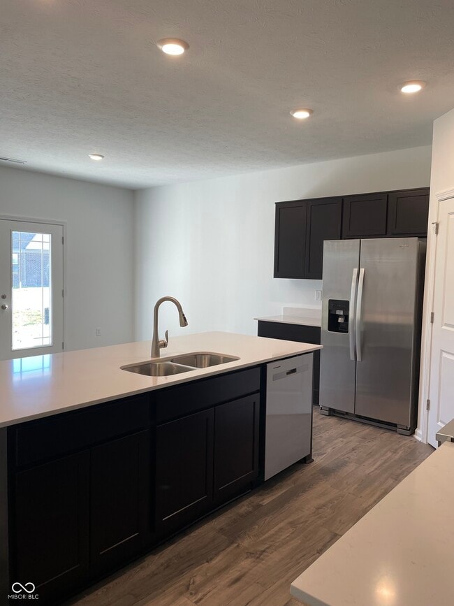 Building Photo - 61 Wilkins St