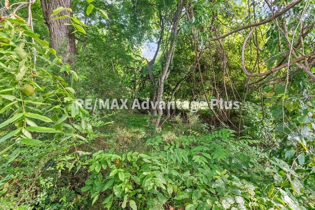 Building Photo - 2-Bedroom Home Walking Distance to Longwood University
