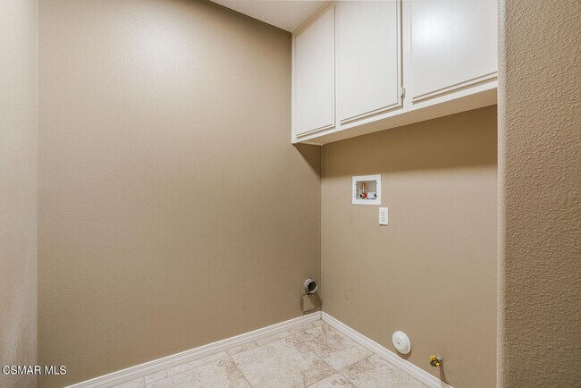 Building Photo - 3327 Shadetree Way