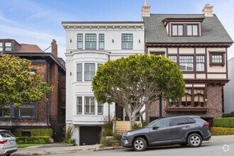 Building Photo - Gorgeous, Fully Updated 3bd/2.ba Presidio ...