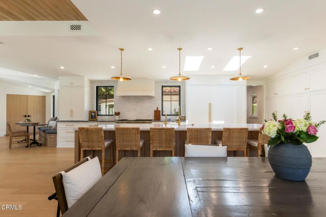 Building Photo - 4435 Encinas Dr